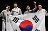 The Korean men’s sabre team celebrates after beating Italy in the gold medal match on Wednesday at the Makuhari Messe Hall in Chiba, Japan. With the gold, Korea successfully defended the men’s team sabre title it has held since the London 2012 Olympics. [YONHAP]