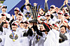 The LG Twins lift the championship trophy after defeating the KT Wiz during Game 5 of the 2023 Korean Series, ending a 29-year drought. [NEWS1]