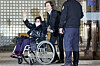 Lee Yong-soo, a survivor of Japanese wartime sexual slavery, leaves Seoul High Court in southern Seoul in joy after the court on Thursday ordered the Japanese government to compensate the victims. [NEWS1]