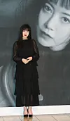 Actor Koo Hye-sun posing for the camera at her exhibition ″ Koo Hye Sun's New Age under Seo Taiji's Lyrics ″ at the Hangaram Museum in Seoul Arts Center, southern Seoul. [ILGAN SPORTS]