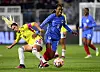 Colombia's Daniela Montoya, left, vies for the ball during a friendly against France at Stade Gabriel Montpied in Clermont-Ferrand, France on April 7. [AFP/YONHAP]