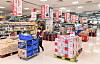 Pickers pick up items at Homeplus Kintex branch in Goyang, Gyeonggi on May 15. The store is empty because it is early in the morning before the store opens. [HOMEPLUS]