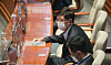 Democratic Party Rep. Kim Hong-gul is seated at the National Assembly in Yeouido, western Seoul, last Wednesday. The DP decided to expel Kim from the party Friday amid allegations that he had underreported property ownership. [YONHAP]