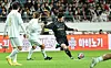 Ahn Jung-hwan, a legend of Korean football and more recently a popular commentator and TV presenter, tries his luck. [NEWS1]