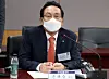 Woori Financial Group Chairman Son Tae-seung speaks at a press conference held in central Seoul on July 21. [NEWS1]