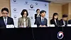 Members of Korean government bureaus speak with the press on Friday morning about the Korean propositions to Japan regarding its inspectional trip to Fukushima. [YONHAP]