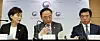 Acting Seoul Mayor Seo Jeong-hyup, center, with Land Minister Kim Hyun-mee, left, and Finance Minister Hong Nam-ki announcing the 23rd government real estate measures at the government's complex in central Seoul on Tuesday. [YONHAP]