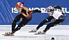 Hwang Dae-heon, right, competes during the men's 1500-meter final at the ISU Short Track World Cup 2021-22 in Nagoya, Japan, on Saturday. [XINHUA/YONHAP]