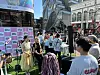 A makeup artist demonstrates a K-pop idol eye makeup look at the Hongdae booth of the '2024 Korea Beauty Festival' in Mapo District, western Seoul, on Saturday. [KIM JI-YE]