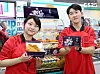 Football shoe-shaped fried chicken is sold at branches of GS25. [GS25]