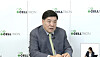 Celltrion founder and chairman Seo Jung-jin announces his plan of merging Celltrion and Celltrion Healthcare during an online press conference on Thursday. [SCREEN CAPTURE]
