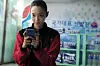 Shin as Yi-young, a diving diva desperately trying to maintain her position. [MEGABOX PLUS M]