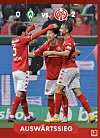 Lee Jae-sung, center, celebrates after scoring the second goal for FSV Mainz against Werder Bremen on Saturday at Weserstadion in Bremen, Germany. SCREEN CAPTURE]