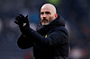 Enzo Maresca applauds fans after a Championshp match between Leicester City and Hull City at the MKM Stadium in Hull, England on March 9. [REUTERS/YONHAP]