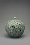 Korean Ceramic Master Hand No. 349 Kim Se-yong’s “Celadon with a Double Openwork Acorn Design” (2005) [TONG-IN GALLERY]