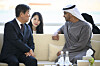 Kim Dae-ki, left, the presidential chief of staff, speaks with United Arab Emirates (UAE) President Mohamed bin Zayed Al Nahyan during a four-day visit from Sunday to Wednesday. [PRESIDENTIAL OFFICE]
