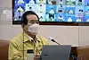 Prime Minister Chung Sye-kyun warns against misinformation surrounding the safety of Covid-19 vaccines at a health meeting on Friday, in response to a survey that showed seven out of 10 people said they would wait to get shots. [YONHAP]
