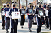 A Korean honor guard carries the ashes and portraits of Korean War (1950-53) veterans James Grundy of Britain and Mathias Hubertus Hoogenboom and Eduard Julius Engberink of the Netherlands to the graveyard at UN Memorial Park in Busan on Friday. The three Korean War veterans, who passed away recently, requested to be buried at the graveyard in Korea. [SONG BONG-GEUN]