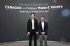 Ceragem CEO Lee Kyung-soo, left, and Prof. Thales Teixeira pose for a photo at a session to discuss the firm's management practices on July 3. [CERAGEM]