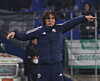 Ulsan HD manager Hong Myung-bo instructs his players in the second-round match against Jeonbuk Hyundai Motors in the 2023-24 AFC Champions League quarterfinals at Munsu Football Stadium in Ulsan on March 12. [YONHAP]