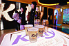 People visit Hite Jinro‘s tasting pop-up store ″Kelly Lounge,″ which opened in Gangnam District, southern Seoul, on Thursday. Kelly Lounges, off-limits to minors, also opened on Dongseong-ro in Daegu and Seomyeon in Busan. [YONHAP]