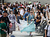 Foreign tourists crowd Gyeongbok Palace in Jongno District, central Seoul on Monday. [YONHAP]