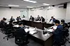 National Security Office Director Chang Ho-jin, right center, spekas during an emergency meeting of the National Security Council regarding North Korea's sending of waste balloons at the presidential office building in Yongsan District, central Seoul, on June 2. [YONHAP]
