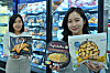 Models hold Picard frozen food products at Lotte Mart's Zettaplex Jamsil Store in southern Seoul. [LOTTE SHOPPING]