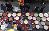 A traditional market in Daegu gets ready to sell different grains for Jeongwol Daeboreum, the first full moon after the Lunar New Year. [JOONGANG ILBO]