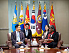 Defense Minister Shin Won-sik, left, speaks with U.S. Ambassador to the United Nations, Linda Thomas-Greenfield, at his office in central Seoul on Monday. Thomas-Greenfield was on a four-day visit to South Korea, during which she is expected to meet with senior government officials in Seoul to discuss cooperation in the UN Security Council among other issues. She also met with Foreign Minister Cho Tae-yul on Monday. [YONHAP]