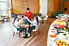 A server tends to guests at the breakfast buffet at Courtyard Hotel in Yeongdeungpo District, western Seoul. [JOONGANG ILBO]