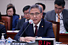 Foreign Minister Park Jin speaks at a session of the National Assembly's foreign affairs committee in Seoul on Wednesday. [YONHAP]