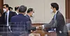 Finance Minister Hong Nam-ki meets with head of reserach institutes and investment bankers at the government complex in Seoul on Friday. At the opening remark, Hong said the government will consider a second supplementary budget for this year, a demand pushed by the Democratic Party. [YONHAP]