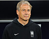 Jurgen Klinsmann looks on before the Asian Cup quarterfinal match between Korea and Australia at Al Janoub Stadium in Al Wakrah, Qatar on Feb. 3. [YONHAP]