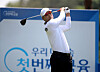 Former professional baseball player Park Chan-ho tees off on the second hole during the first round of the KPGA's Woori Financial Group Championship at Ferrum Country Club in Yeoju, Gyeonggi on Thursday. [KPGA]