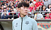 Suwon FC manager Kim Eun-jung looks on during a K League 1 match against FC Seoul at Seoul World Cup Stadium in western Seoul on Sept. 29. [NEWS1]