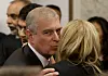 Andrew Mountbatten-Windsor greets a business leader during a reception at the sidelines of the World Economic Forum in Davos on Jan. 22, 2015. [AP/YONHAP]