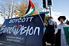 Pro-Palestinian protestors hold a flag and a banner outside the RTE (Radio Telefis Eireann) Irish public service broadcaster television studios as demonstrators call for an Irish boycott of the 2026 Eurovision Song Contest if there is Israeli participation, in Dublin, Ireland, on Nov. 1. [REUTERS/YONHAP]