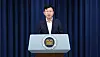 Sung Tae-yoon, director of national policy at the presidential office, speaks at a press briefing at the Yongsan presidential office in Seoul Wednesday evening. [JOINT PRESS CORPS]
