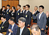 Kakao Vice President Woo Young-kyu, far left, takes an oath at the parliamentary audit by the National Assembly’s Science, ICT, Broadcasting and Communications Committee at the National Assembly in wetsern Seoul on Oct. 14. [YONHAP]
