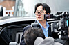 Singer G-Dragon answers at the Incheon Nonhyun police station for questioning on Nov. 6 [NEWS1]