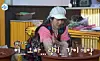 In this scene from a Dec. 13, 2024, episode of the MBC television variety show ″I Live Alone″ (2013-), comedian Park Na-rae casually mentions booking IV drips with singer-songwriter Jung Jae-hyung while making kimchi together. The clip on YouTube has since been removed. [SCREEN CAPTURE]