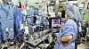 Clinical perfusionist Oh Ji-young monitors the patient’s condition during surgery. Behind the heart-lung machine, Professor Jung Ui-seok and his team perform the operation. Cardiac surgeries typically require two perfusionists working together. [CHAE HYE-SEON]