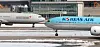 인천국제공항 활주로 위에서 서로 마주 보고 있는 듯한 대한항공과 아시아나 여객기. 연합뉴스