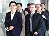 Presidential Director of National Policy Kim Yong-beom and Industry Minister Kim Jung-kwan depart for the United States from Terminal 2 of Incheon International Airport on Oct. 22 for follow-up talks on Korea-U.S. tariff negotiations. [NEWS1]