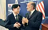 Industry Minister Kim Jung-kwan, left, speaks to U.S. Commerce Secretary Howard Lutnick in Washington on Aug. 25. [YONHAP]