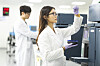 Samsung Bioepis researchers conduct tests at a lab in Incheon. [SAMSUNG BIOEPIS]