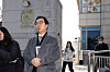 Son Young-jo, an investigator of the Corruption Investigation Office for High-Ranking Officials, steps out of the presidential office in Yongsan, central Seoul, after failing to deliver a summons to President Yoon Suk Yeol on Dec. 16. [KIM HYEON-DONG]