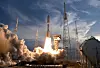 A United Launch Alliance Atlas V rocket lifts off carrying Amazon's Project Kuiper internet network satellites from the Cape Canaveral Space Force Station in Cape Canaveral, Florida, U.S., on April 28. [REUTERS/YONHAP]