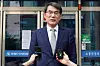 Roh Tae-ak, chairperson of the National Election Commission, speaks to reporters on May 31 about criticism of the alleged poor management of this week's early voting for the June 3 presidential election. [NEWS1]